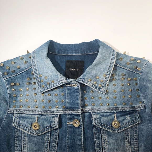 Forever 21 Women’s Spike Studded Denim Jacket - Picture 1 of 8